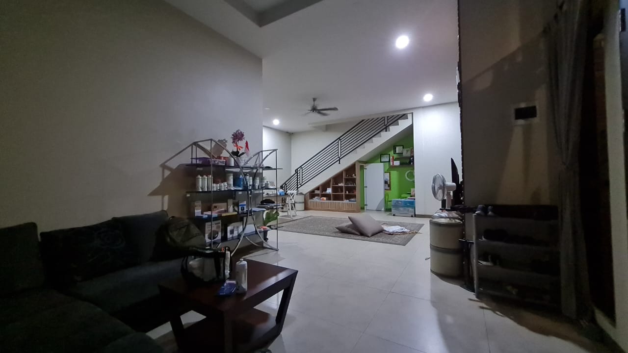 Di Jual Rumah Serenade Lagoon Grand Wisata